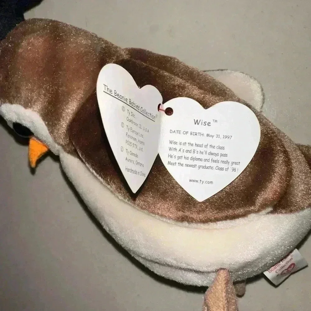 Cute owl class of 1998 Beanie Baby Wise NWT Rare Vintage